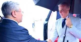 চার দিনের রাষ্ট্রীয় সফরে চীনে পাকিস্তানের প্রধানমন্ত্রী